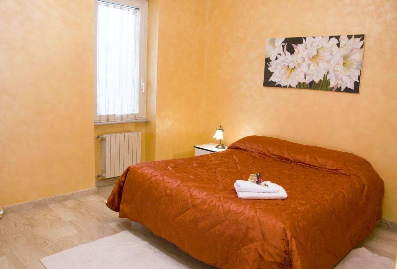 A Casa Di Frank Hotel Sora Buitenkant foto